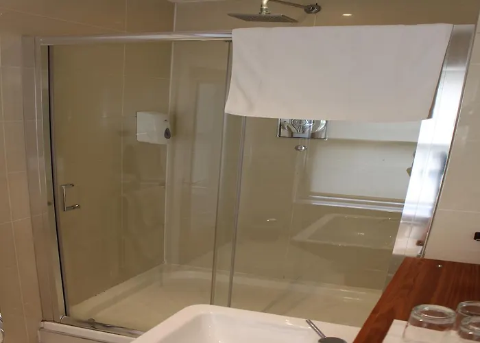 Гостевой дом The Lombard Townhouse